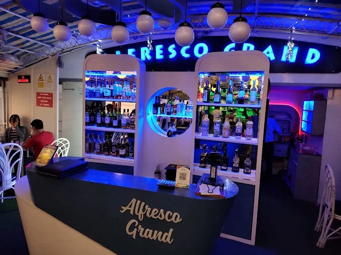 Alfresco Grand Cruise